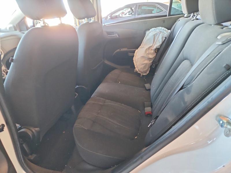 56688076 :رقم المزاد ، 1G1JD5SH5H4128997 vin ، 2017 Chevrolet Sonic مزاد بيع