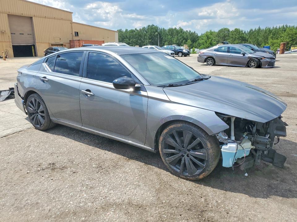 57182926 :رقم المزاد ، 1N4BL4CVXNN387056 vin ، 2022 Nissan Altima مزاد بيع