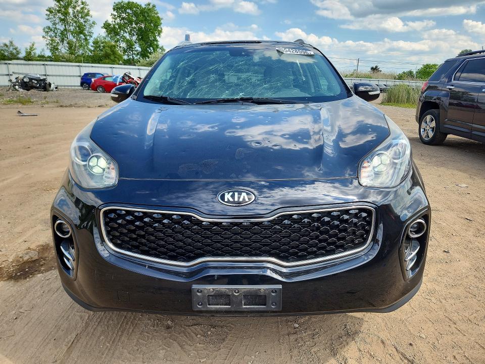 55428596 :رقم المزاد ، KNDPNCAC0H7167133 vin ، 2017 Kia Sportage مزاد بيع