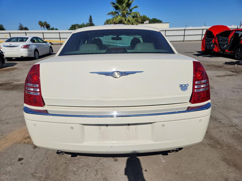 Продажа на аукционе авто 2006 Chrysler 300c, vin: 2C3LA63H56H439492, номер лота: 56033916