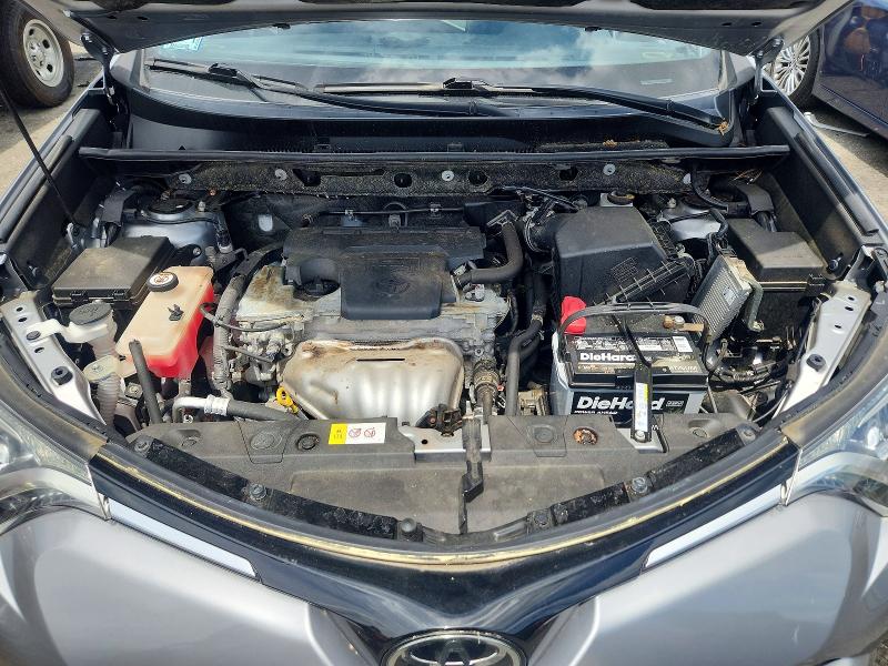 57467046 :رقم المزاد ، JTMRFREV0JD235295 vin ، 2018 Toyota Rav4 مزاد بيع
