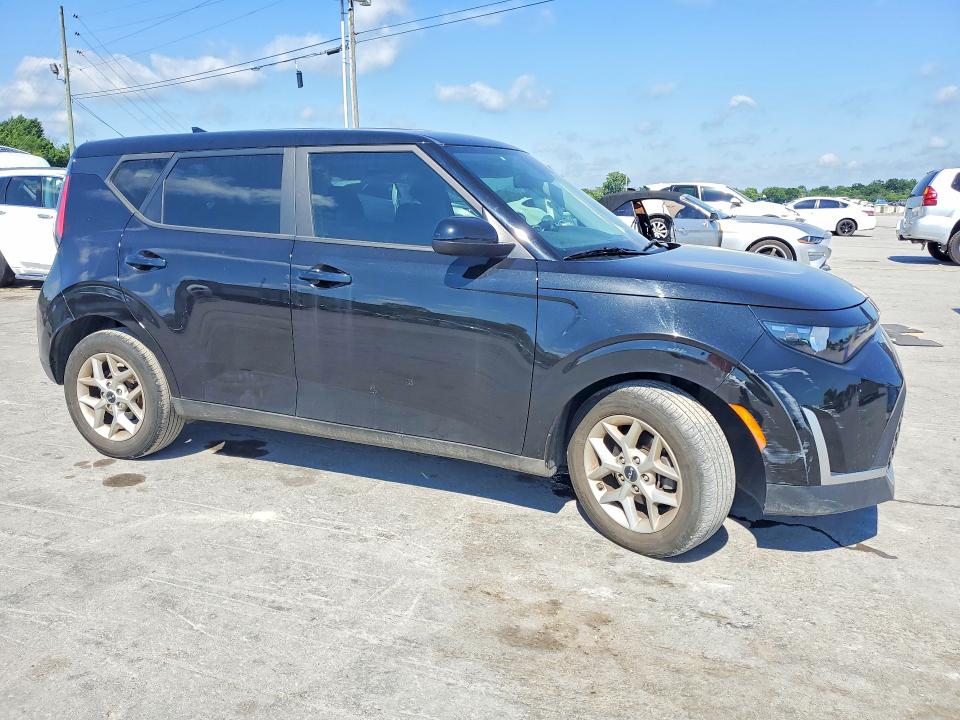57511676 :رقم المزاد ، KNDJ23AU4P7886505 vin ، 2023 Kia Soul مزاد بيع