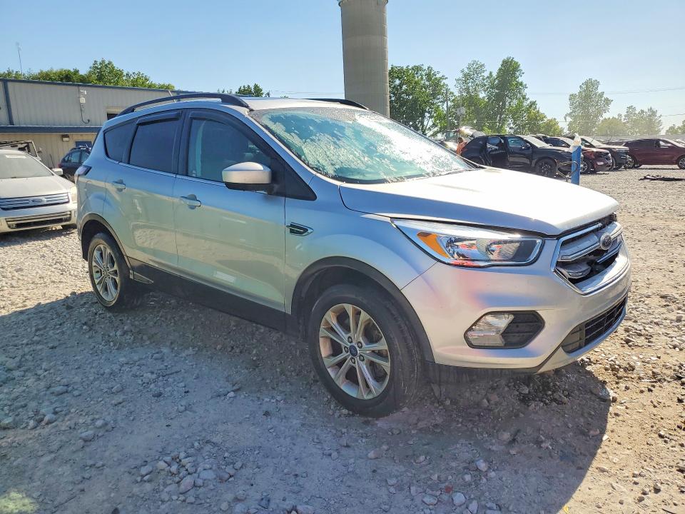 Продаж на аукціоні авто 2018 Ford Escape, vin: 1FMCU9GD4JUB10165, номер лоту: 55120166