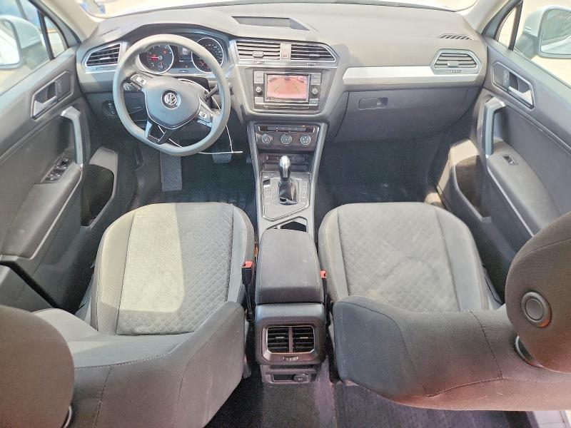 56737936 :رقم المزاد ، 3VV1B7AXXJM068423 vin ، 2018 Volkswagen Tiguan مزاد بيع