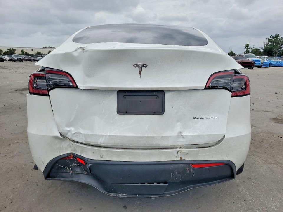 Продаж на аукціоні авто 2021 Tesla Model Y, vin: 5YJYGDEE2MF180678, номер лоту: 55731376