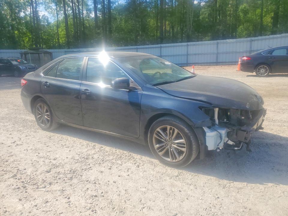 57563326 :رقم المزاد ، 4T1BF1FK4GU211710 vin ، 2016 Toyota Camry مزاد بيع