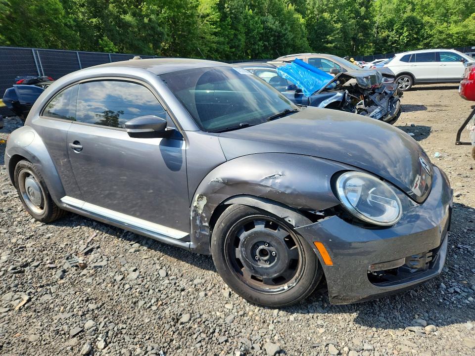 2012 Volkswagen Beetle მანქანა იყიდება აუქციონზე, vin: 3VWJP7AT1CM632182, აუქციონის ნომერი: 57526286