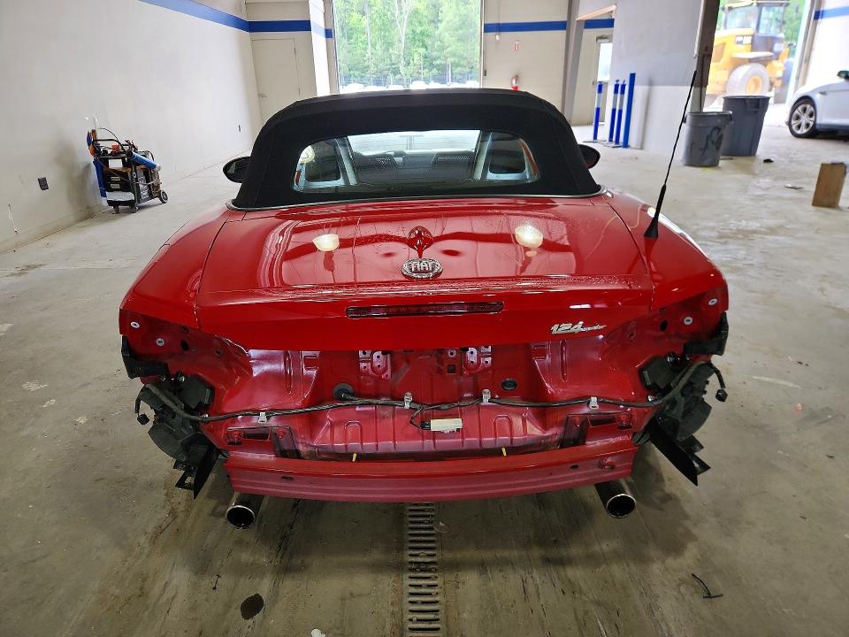 Продаж на аукціоні авто 2020 Fiat 124 Spider, vin: JC1NFAEK2L0144087, номер лоту: 58281596