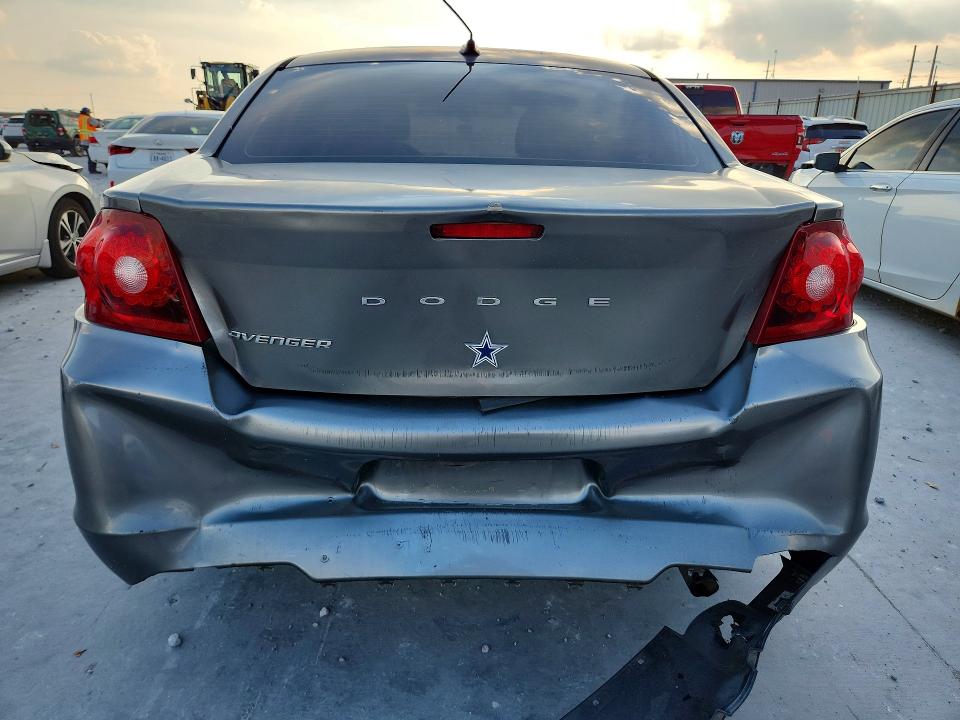 2013 Dodge Avenger მანქანა იყიდება აუქციონზე, vin: 1C3CDZAB9DN675686, აუქციონის ნომერი: 57483566