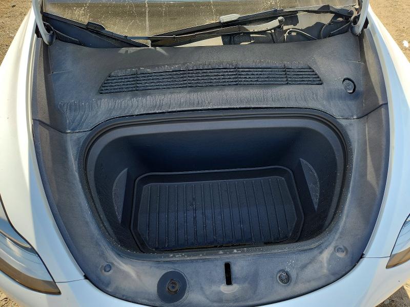 55881426 :رقم المزاد ، 7SAYGDEE6PA041741 vin ، 2023 Tesla Model Y مزاد بيع