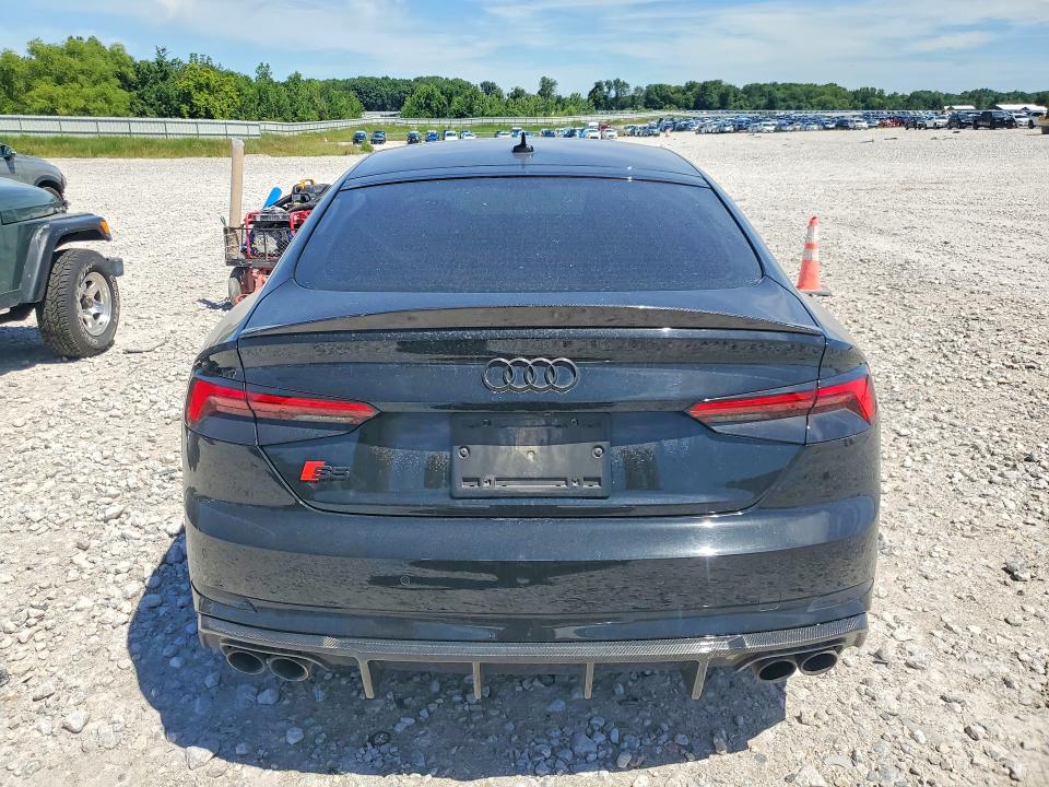 58398056 :رقم المزاد ، WAUC4CF54JA136422 vin ، 2018 Audi S5 مزاد بيع