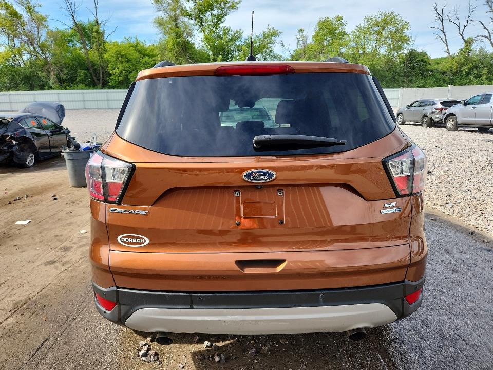 Продажа на аукционе авто 2017 Ford Escape, vin: 1FMCU9G9XHUE13893, номер лота: 55701396