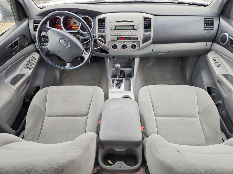 57999596 :رقم المزاد ، 5TELU42NX8Z575381 vin ، 2008 Toyota Tacoma مزاد بيع