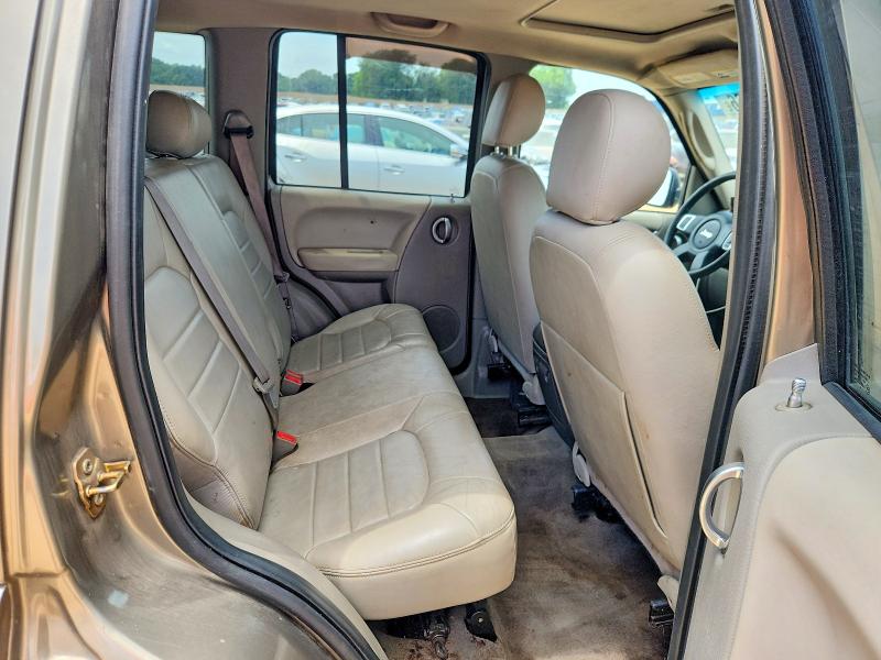 2004 Jeep Liberty მანქანა იყიდება აუქციონზე, vin: 1J4GL58K94W275775, აუქციონის ნომერი: 56051466