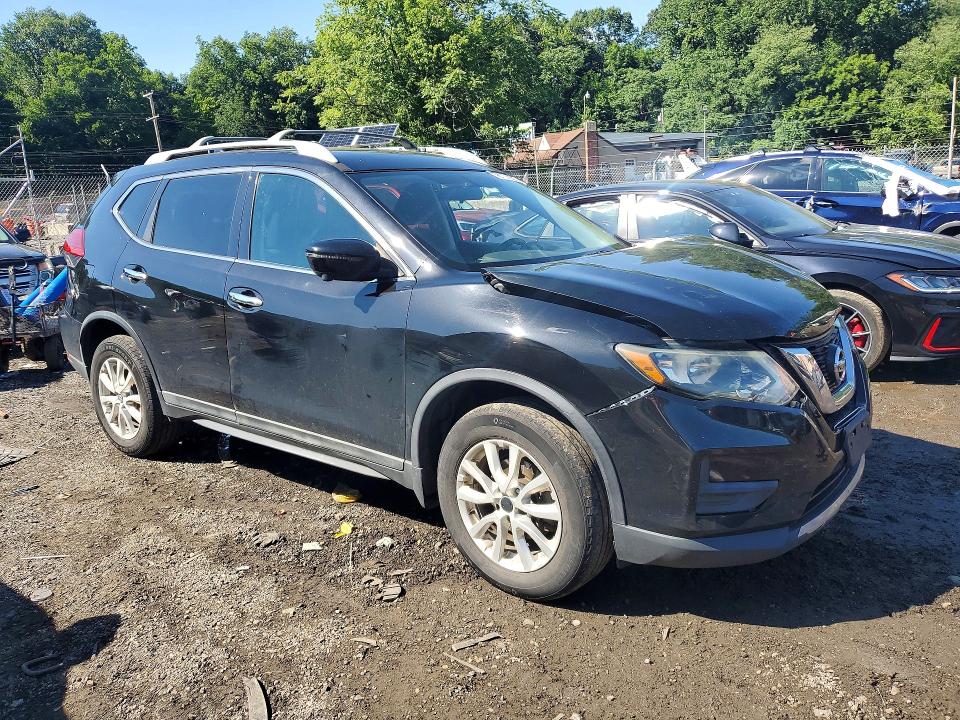 2017 Nissan Rogue მანქანა იყიდება აუქციონზე, vin: 5N1AT2MV9HC730623, აუქციონის ნომერი: 58707056