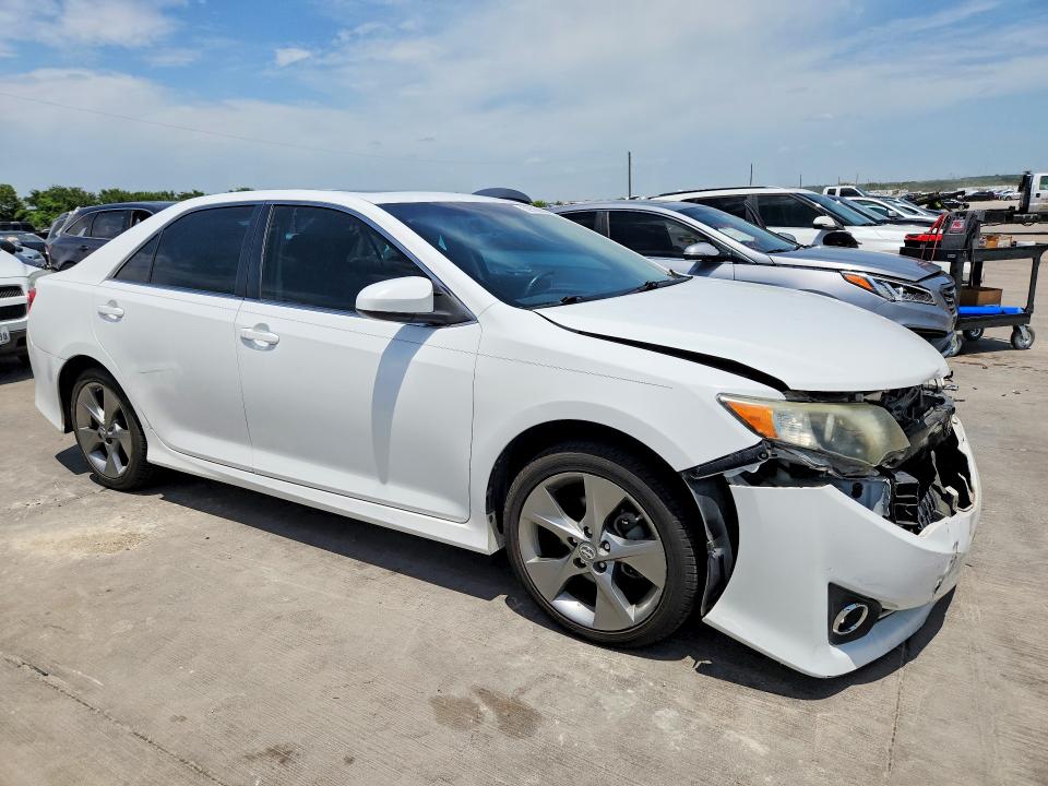 2014 Toyota Camry მანქანა იყიდება აუქციონზე, vin: 4T1BF1FK7EU787272, აუქციონის ნომერი: 58961906
