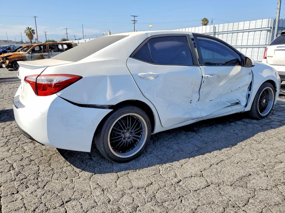 55632096 :رقم المزاد ، 5YFBURHE2EP123359 vin ، 2014 Toyota Corolla مزاد بيع