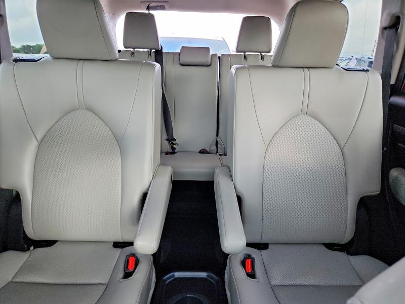 Продажа на аукционе авто 2024 Toyota Grand Highlander, vin: 5TDAAAA52RS010850, номер лота: 56460346