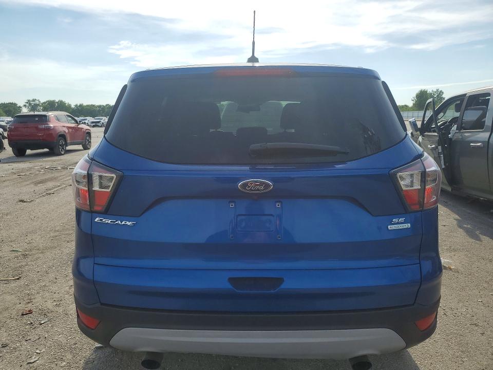 2017 Ford Escape მანქანა იყიდება აუქციონზე, vin: 1FMCU0GD6HUB38006, აუქციონის ნომერი: 55977606