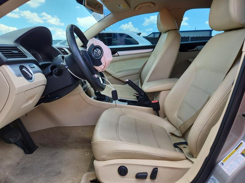 2013 Volkswagen Passat მანქანა იყიდება აუქციონზე, vin: 1VWBP7A30DC047214, აუქციონის ნომერი: 57594486