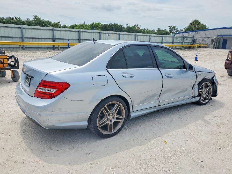 57894356 :رقم المزاد ، WDDGF4HBXEA957897 vin ، 2014 Mercedes-benz C مزاد بيع