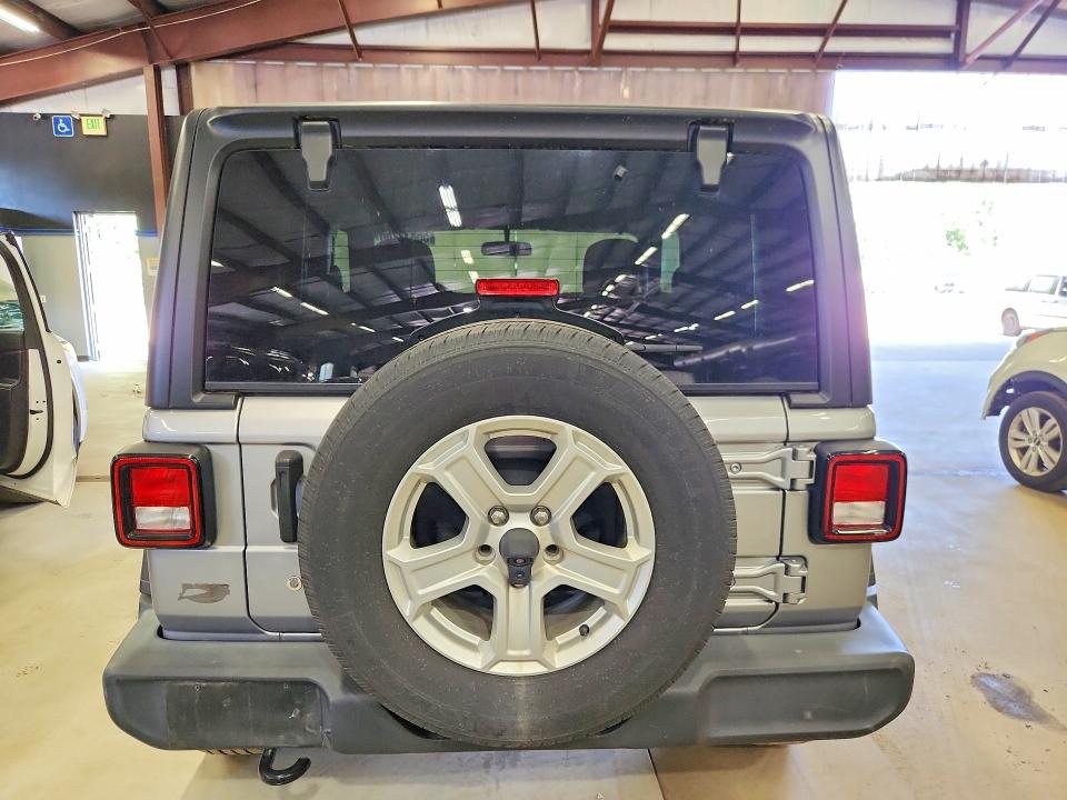 56832266 :رقم المزاد ، 1C4GJXAG6KW518405 vin ، 2019 Jeep Wrangler مزاد بيع