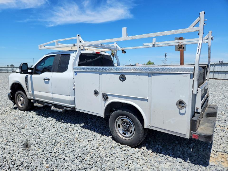 56141666 :رقم المزاد ، 1FT7X2BA0PED01814 vin ، 2023 Ford F250 مزاد بيع