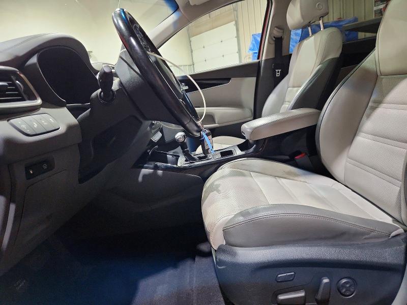 97683665 :رقم المزاد ، 5XYPKDA5XJG413002 vin ، 2018 Kia Sorento مزاد بيع