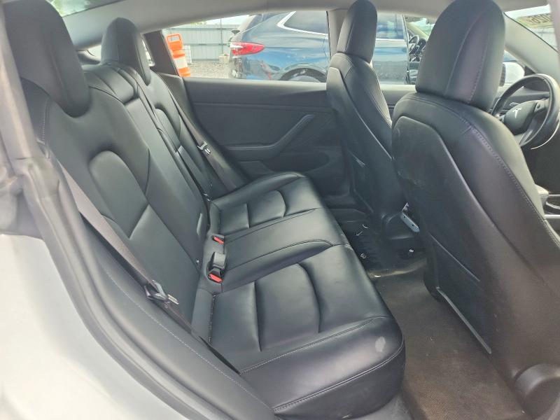 Продажа на аукционе авто 2018 Tesla Model 3, vin: 5YJ3E1EA0JF050020, номер лота: 58146026