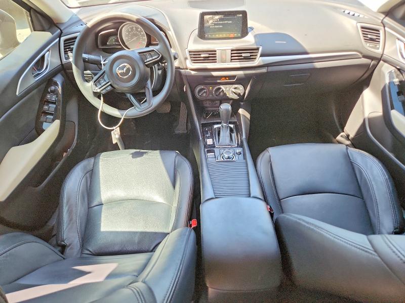 Продажа на аукционе авто 2018 Mazda 3, vin: 3MZBN1U73JM161543, номер лота: 55905296