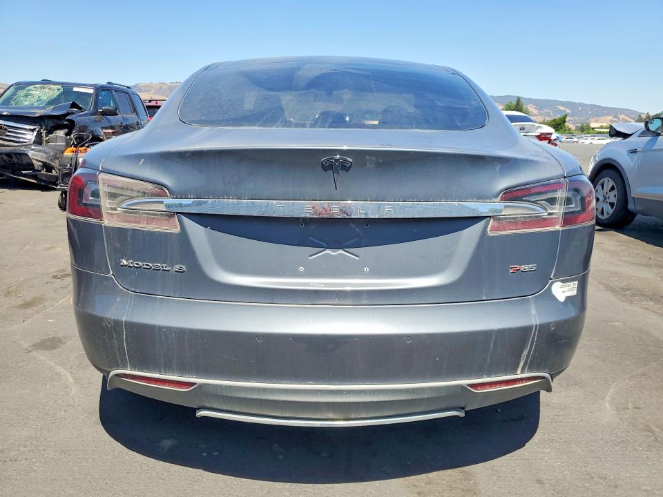 58943336 :رقم المزاد ، 5YJSA1CP4DFP23684 vin ، 2013 Tesla Model S مزاد بيع