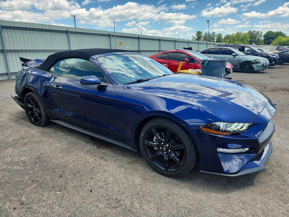 55825876 :رقم المزاد ، 1FATP8UH8L5168408 vin ، 2020 Ford Mustang مزاد بيع