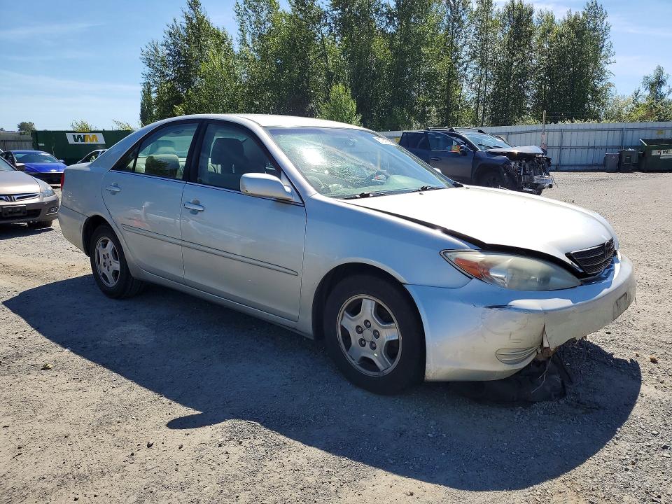 57241056 :رقم المزاد ، 4T1BF32K73U560890 vin ، 2003 Toyota Camry مزاد بيع