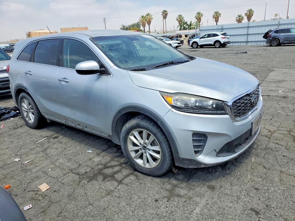 58101096 :رقم المزاد ، 5XYPG4A54KG490709 vin ، 2019 Kia Sorento مزاد بيع