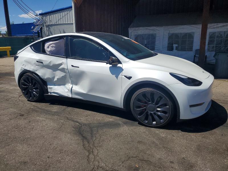 2024 Tesla Model Y მანქანა იყიდება აუქციონზე, vin: 7SAYGDEF9RF083528, აუქციონის ნომერი: 57388756