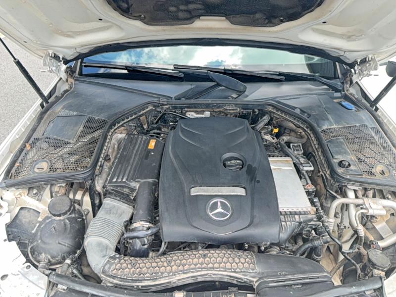 58349596 :رقم المزاد ، WDDWJ4KB7HF538870 vin ، 2017 Mercedes-benz C مزاد بيع