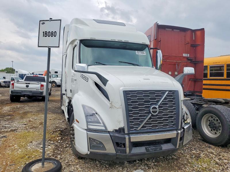 55174866 :رقم المزاد ، 4V4NC9EJ9RN635077 vin ، 2024 Volvo Vn Vnl مزاد بيع