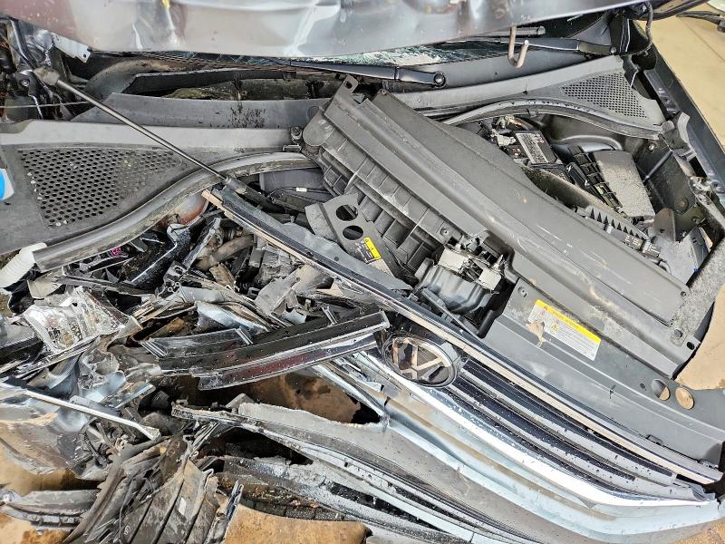 57857646 :رقم المزاد ، 3VV8B7AX9NM047969 vin ، 2022 Volkswagen Tiguan مزاد بيع