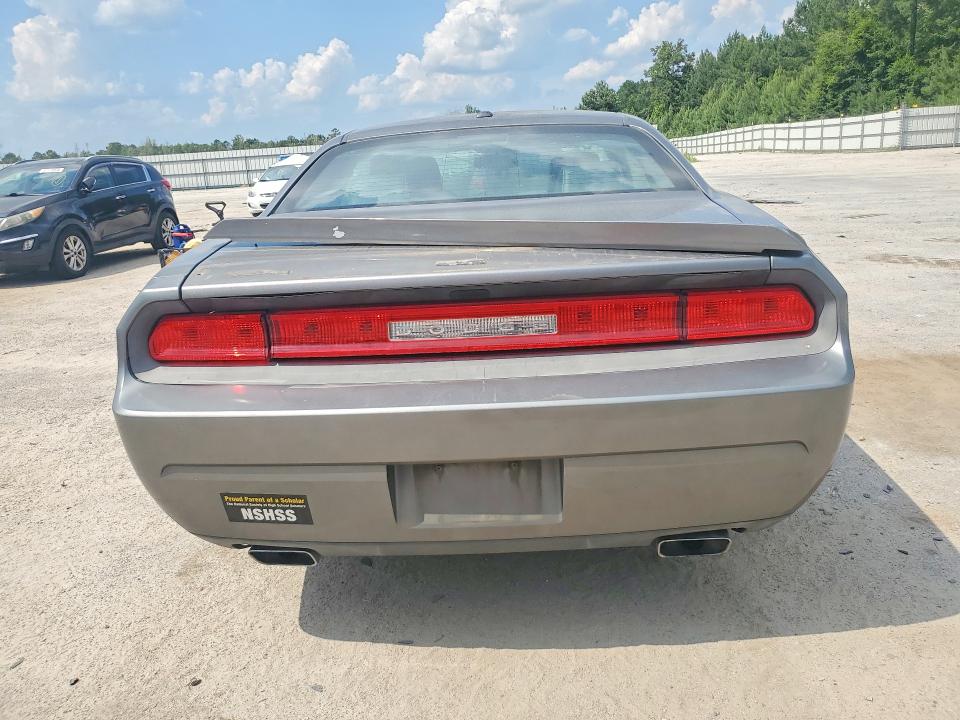 57051646 :رقم المزاد ، 2C3CDYAG2CH121225 vin ، 2012 Dodge Challenger مزاد بيع