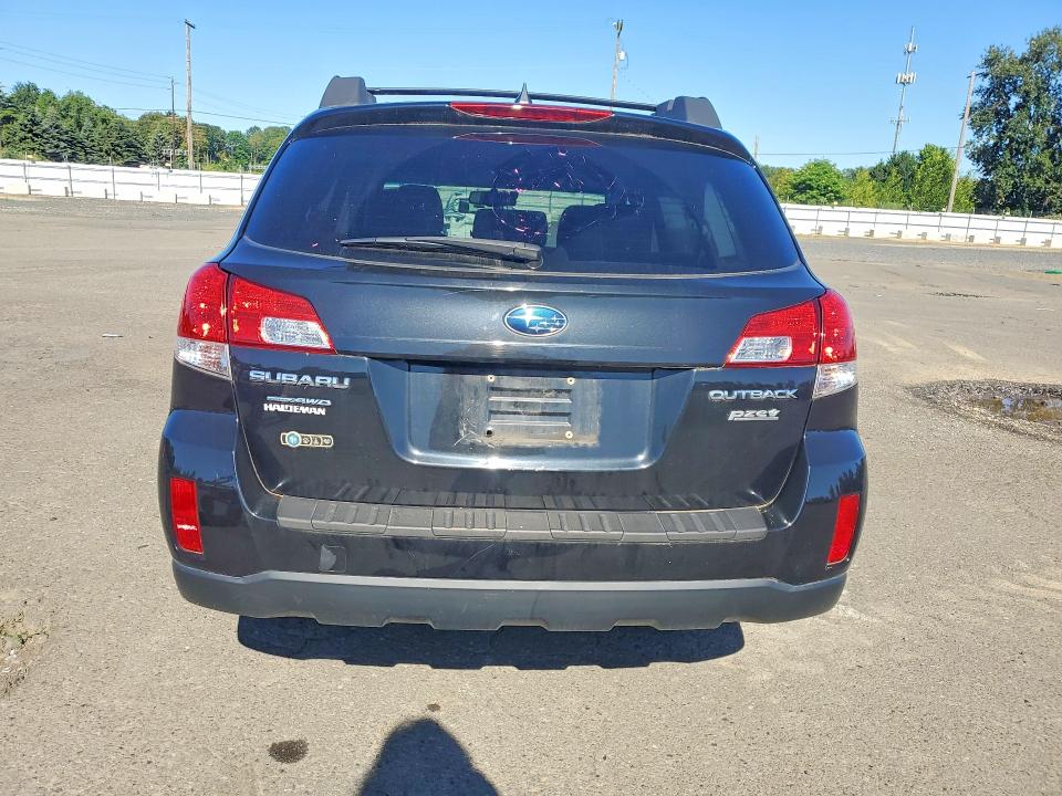 56762246 :رقم المزاد ، 4S4BRBCCXE3200319 vin ، 2014 Subaru Outback مزاد بيع