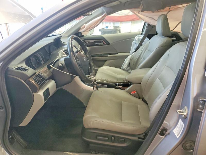57629226 :رقم المزاد ، 1HGCR2F83HA009911 vin ، 2017 Honda Accord مزاد بيع