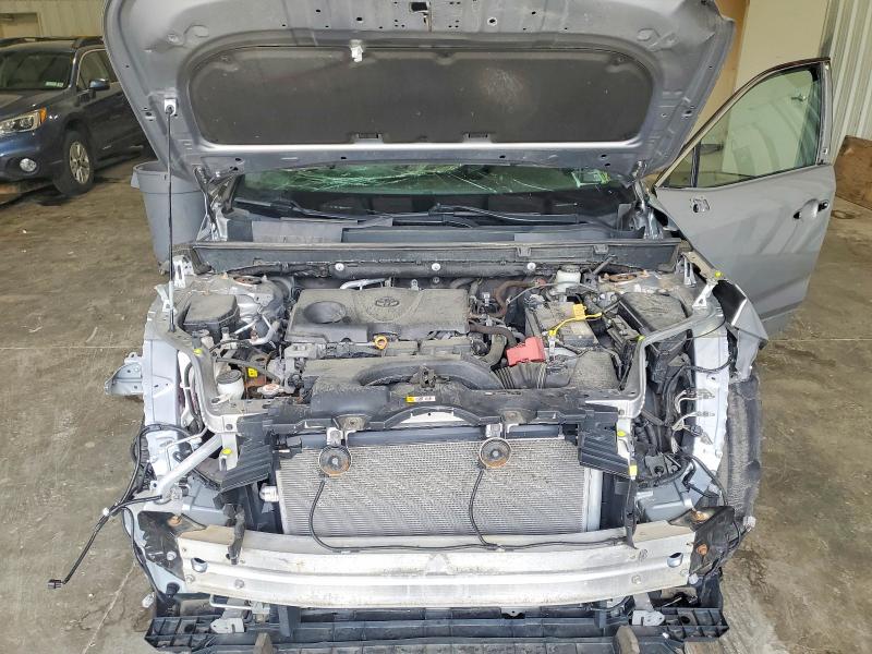 57257076 :رقم المزاد ، 2T3G1RFV6MC251434 vin ، 2021 Toyota Rav4 مزاد بيع