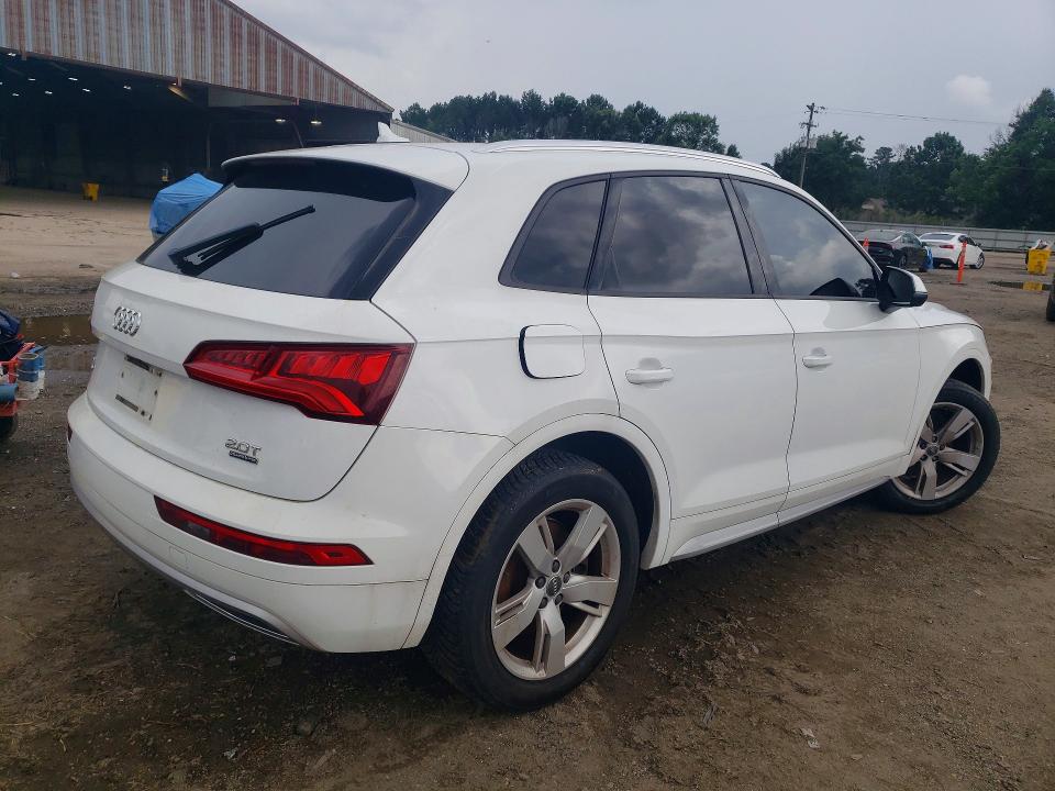 55706706 :رقم المزاد ، WA1ANAFY8J2008565 vin ، 2018 Audi Q5 مزاد بيع