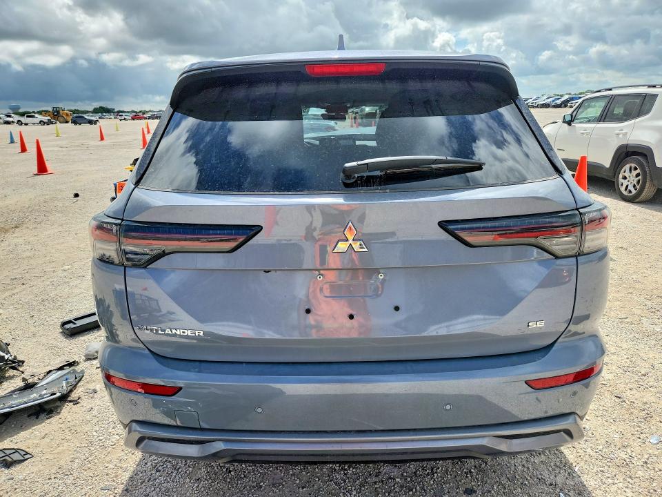 2026 Mitsubishi Outlander მანქანა იყიდება აუქციონზე, vin: JA4J3VAB0TZ027752, აუქციონის ნომერი: 55821386