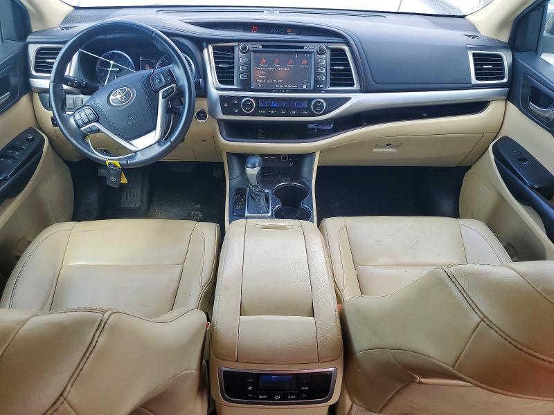 Продажа на аукционе авто 2019 Toyota Highlander, vin: 5TDKZRFHXKS561497, номер лота: 58160006