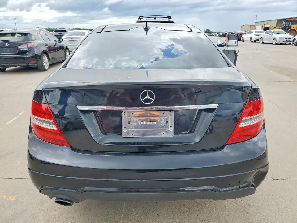 Aukcja sprzedaży 2012 Mercedes-benz C, vin: WDDGJ4HB4CF855641, numer aukcji: 56638196