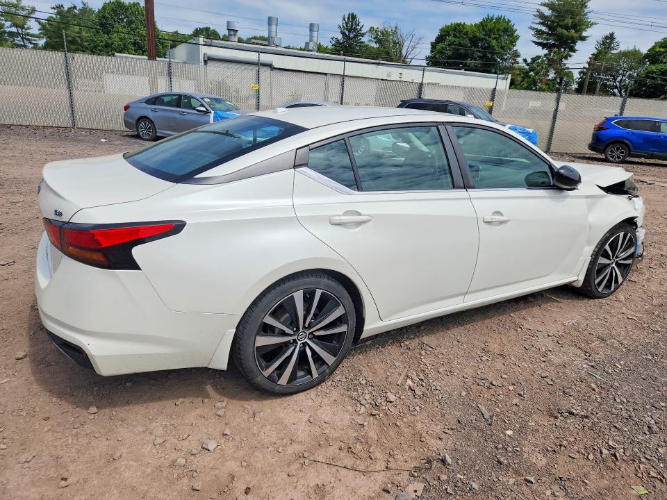 56630476 :رقم المزاد ، 1N4BL4CVXKC166158 vin ، 2019 Nissan Altima مزاد بيع