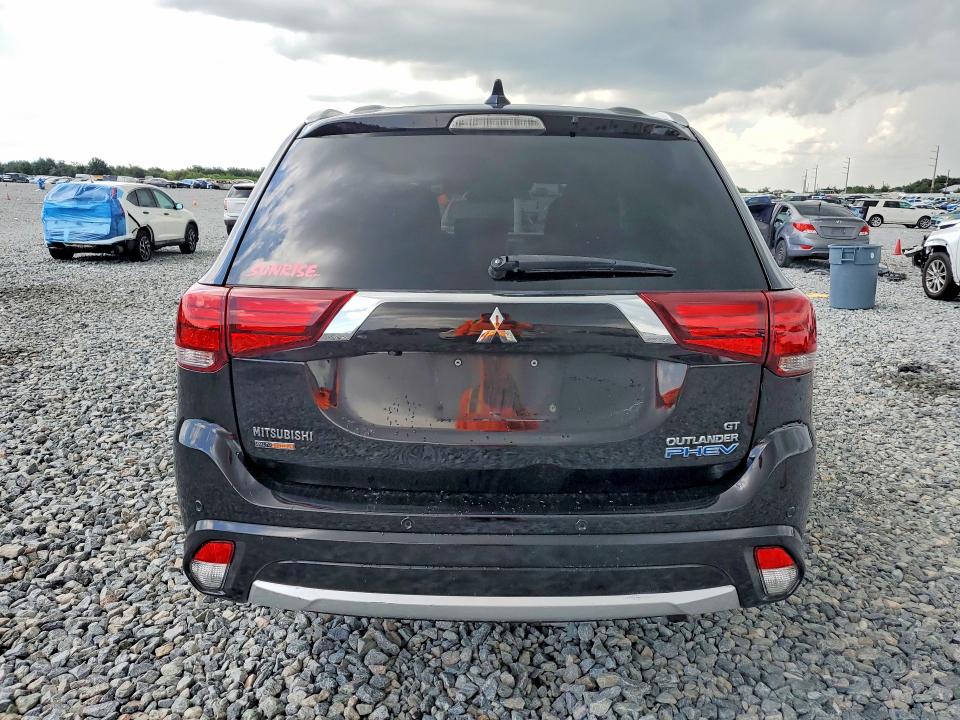 Продажа на аукционе авто 2018 Mitsubishi Outlander, vin: JA4J24A57JZ028000, номер лота: 57359686