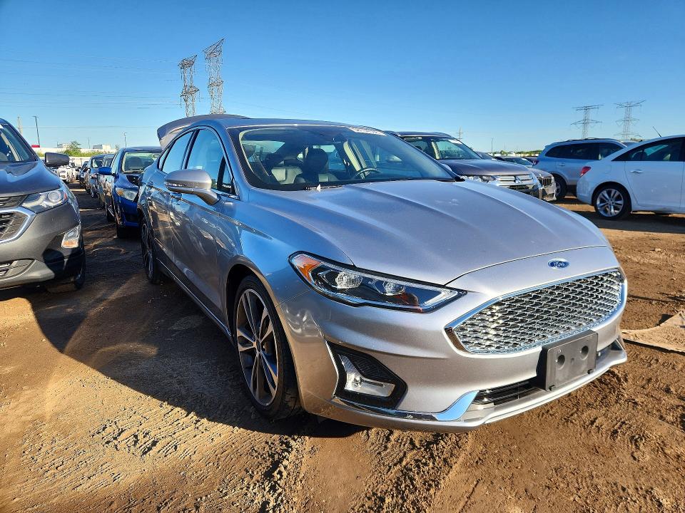 58134566 :رقم المزاد ، 3FA6P0D93LR153223 vin ، 2020 Ford Fusion مزاد بيع