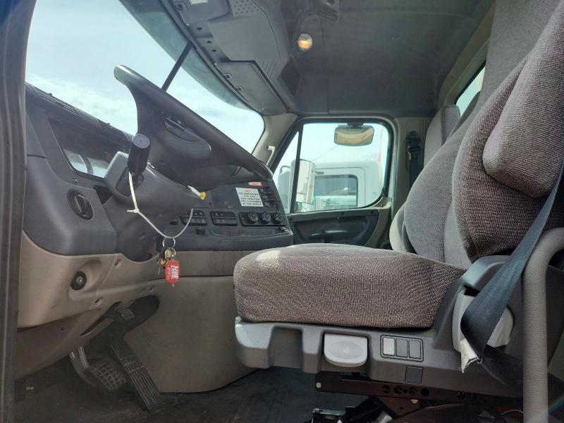 2020 Freightliner Cascadia 125 მანქანა იყიდება აუქციონზე, vin: 3AKJGEDV7LDLV9840, აუქციონის ნომერი: 56210236